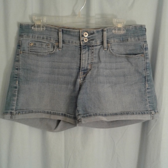 Levi's Pants - Levi's Denizen 4 denim blue jean shorts